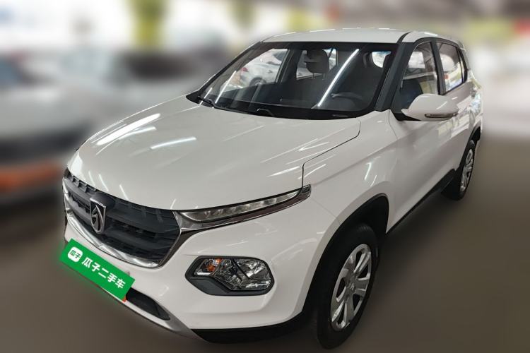 Used Baojun 510 2017 1.5L manual Comfort trim