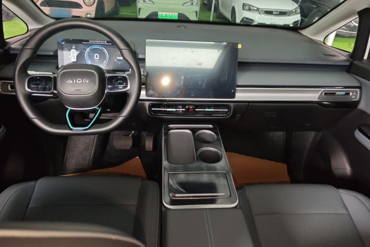 Used AION Y 2024 Younger Star Edition