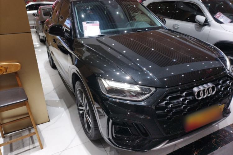 Used Audi Q5L 2022 40T Fashionable and Dynamic Model
