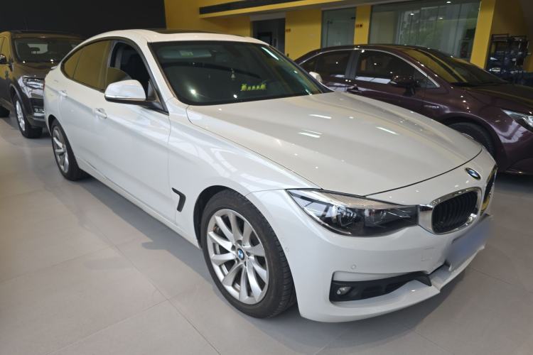 Used BMW 3 Series GT 2018 320i Sport Edition