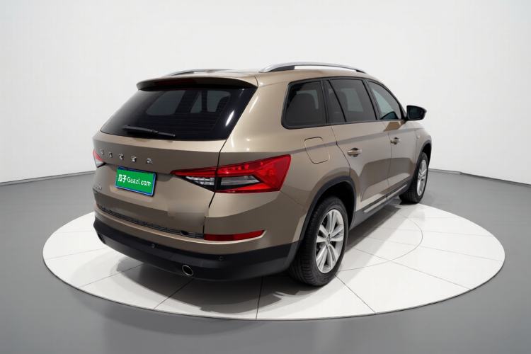 Used Skoda Kodiaq 2021 TSI330 5-Seat Two-Wheel Drive Comfort Edition Rear Right 45 Deg
