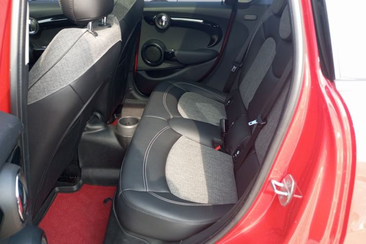 Used MINI 2019 1.5T COOPER Classic Edition Five-Door Version
