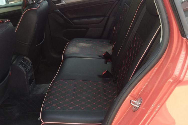 Used Volkswagen Golf Sportsvan 2016 1.6L Automatic Comfort Model Left Rear Seat