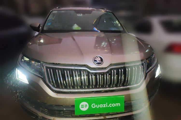 Used Skoda Kodiaq 2018 Facelifted TSI330 5-Seater Two-Wheel-Drive Comfort Edition
