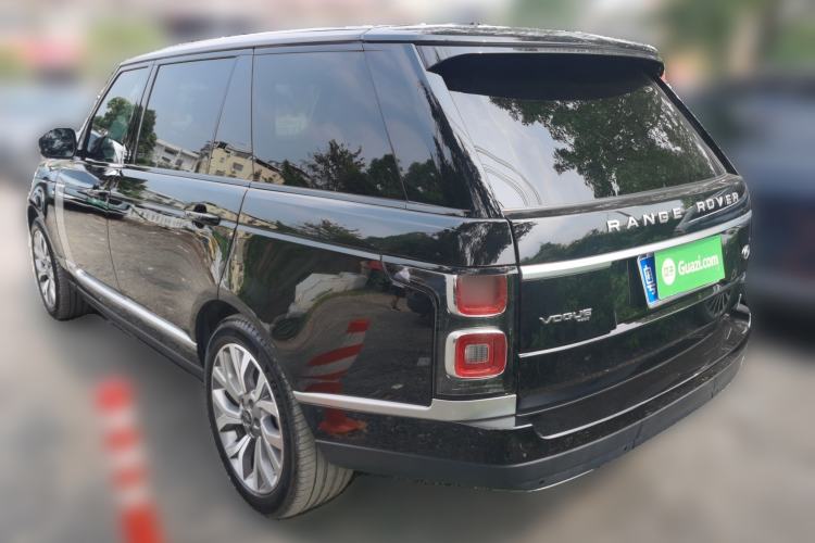 Used Land Rover Range 2021 3.0 L6 Century Extended Classic Edition