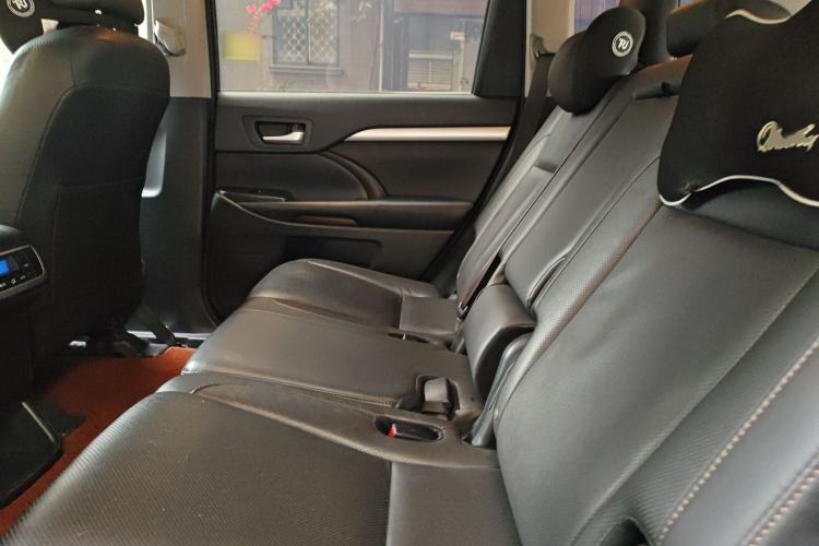 Used Toyota Highlander 2018 2.0T Four-Wheel Drive Prestige Version 7 Seats China VI Standard
