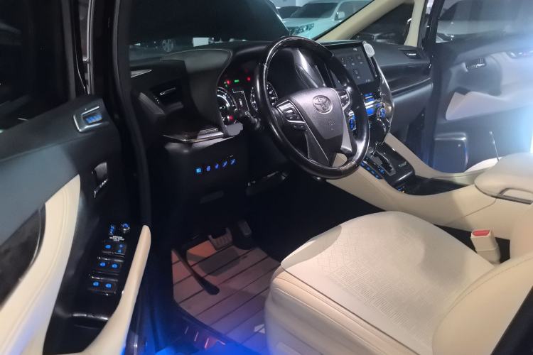 Used Toyota Vellfire 2020 Dual-Engine 2.5L HV Prestige Edition Driver Seat