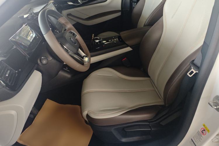 Used BYD Qin PLUS 2024 HONOR Edition DM-i 55KM Leading Model
