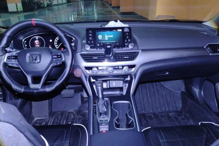 Used Honda Accord 2018 260TURBO Luxury Edition China VI Center Console