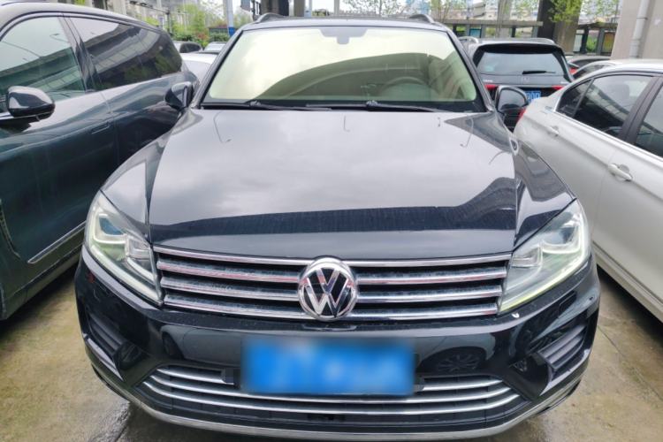 Used Volkswagen Touareg 2017 3.0 TSI Touareg Edition Front