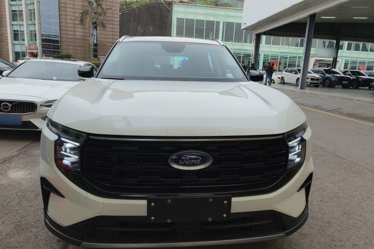 Used Ford Edge 2025 Ford Explorer L 2.0T EcoBoost E-Hybrid Two-Wheel Drive 7-Seater Fashion Edition
