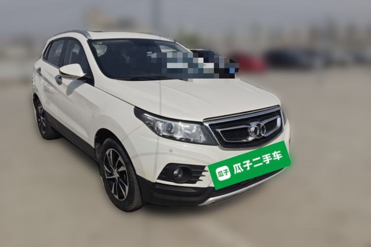 Used BAIC Senova X55 2016 1.5T CVT Luxury Edition Front Right 45 Deg