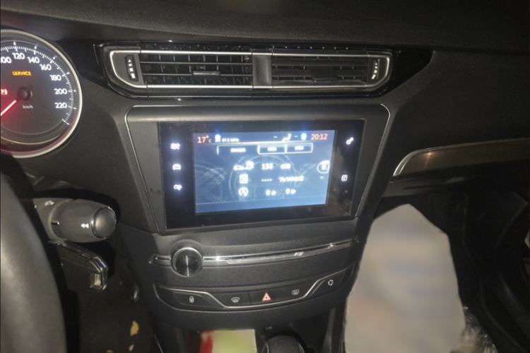 Used Peugeot 408 2014 1.8L Automatic Luxury Edition Interior 2