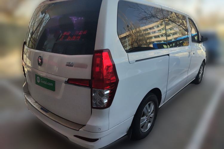 Used FORTHING Lingzhi PLUS 2024 2.0L Manual Luxury CNG 7-Seater