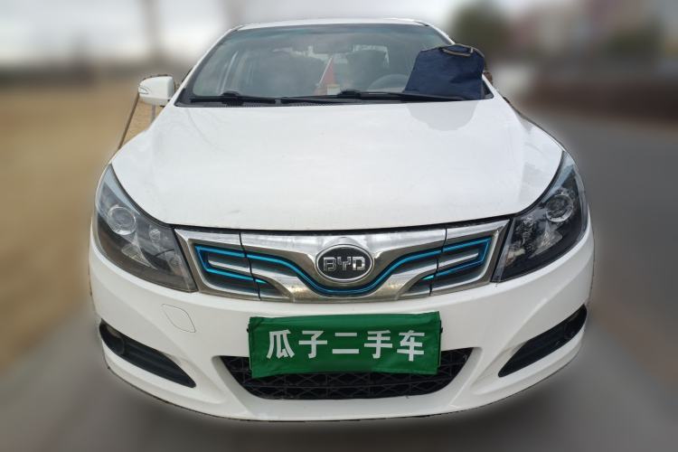 Used BYD e5 2016 300 Luxury Edition
