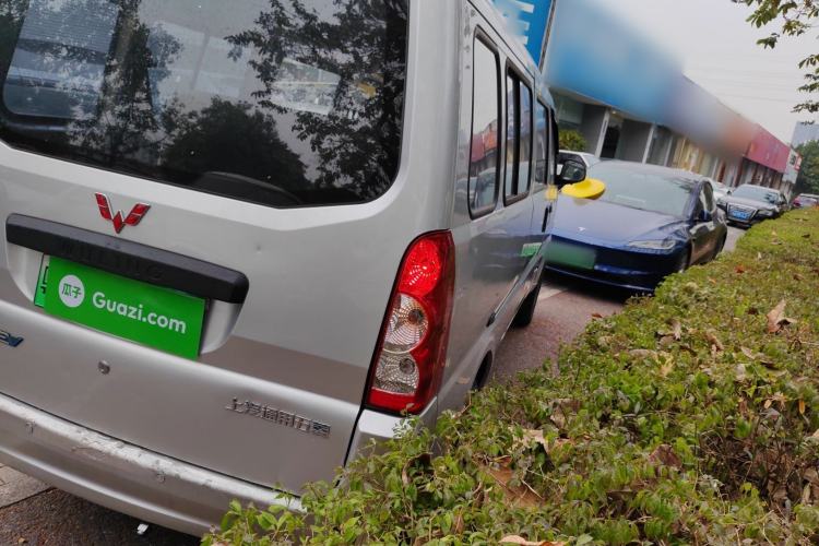 Used Wuling Rongguang EV 2020 Basic Version 7-Seater 300 km Exterior 5