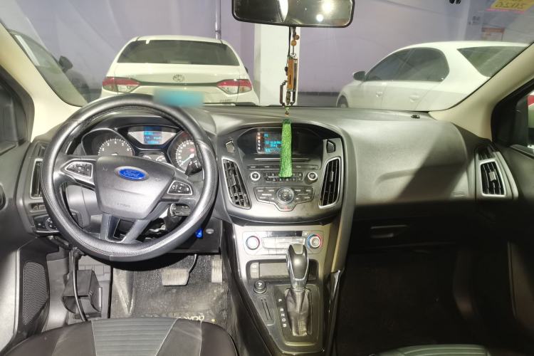Used Ford Focus 2015 Sedan 1.6L Automatic Trend Model