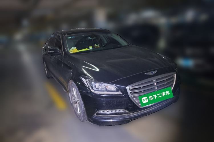 Used Hyundai Genesis 2015 3.0 GDi Two-Wheel-Drive Elite Edition