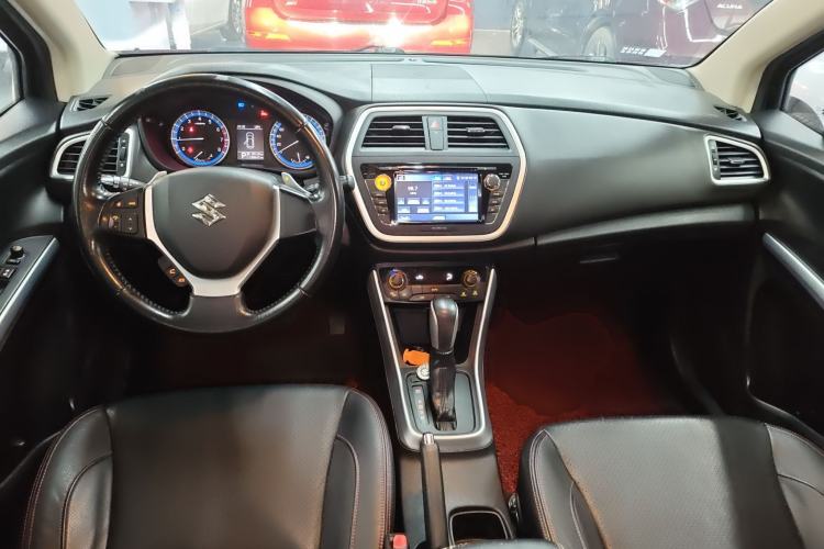 Used Suzuki S-Cross 2014 1.6L CVT Two-Wheel Drive Elite Version Center Console