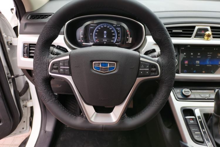 Used Geely Auto Emgrand X7 Sport 2016 1.8TD Automatic All-Wheel-Drive ZhiZun Edition Steering Wheel