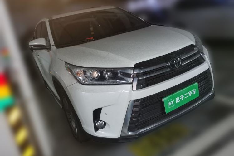 Used Toyota Highlander 2018 2.0T Four-Wheel Drive Prestige Version 7 Seats China V Emission Standard Front Right 45 Deg