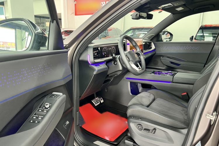 Used Volkswagen Teramont 2026 Model, Tiguan Pro 450TSI Four-Wheel Drive Summit Edition
