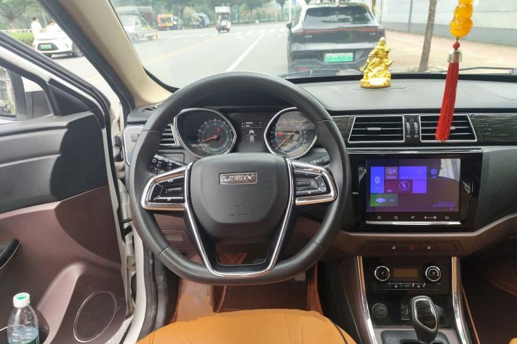 Used Lifan Auto Myway 2017 1.8L Automatic Luxury Model Steering Wheel