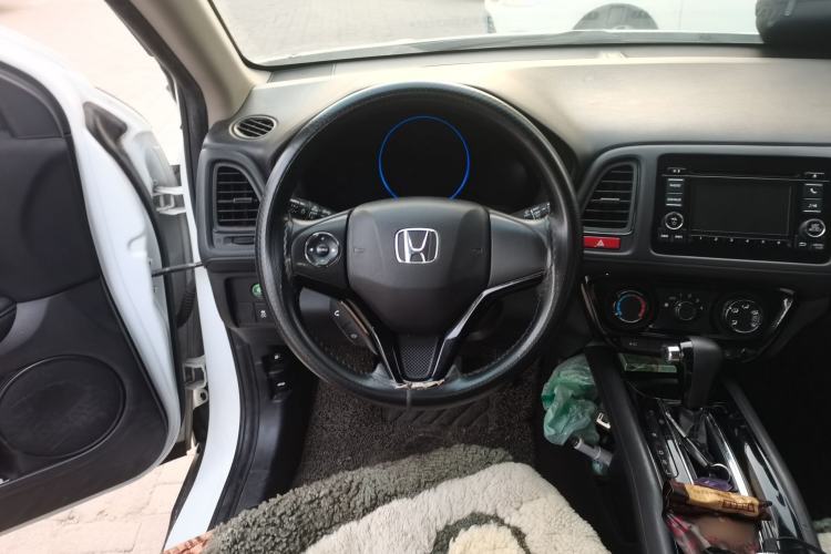 Used Honda Vezel 2015 1.5L CVT two-wheel drive Comfort trim
