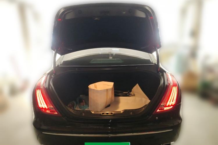 Used Jaguar XJ 2014 XJL 2.0T Two-Wheel Drive Panoramic Business Edition