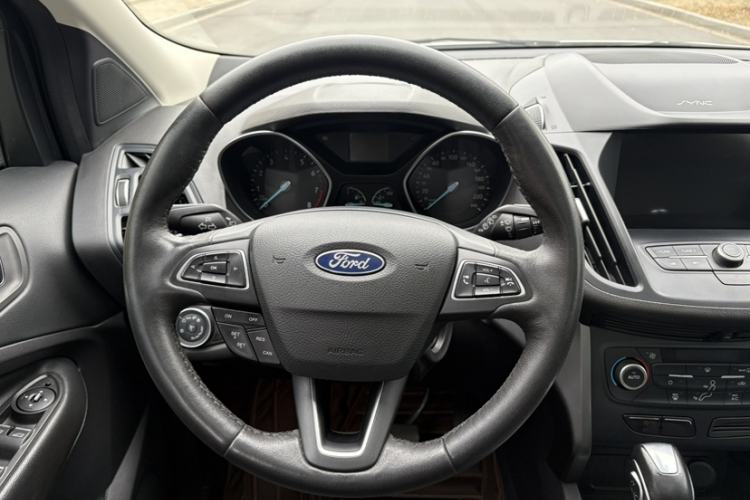 Used Ford Kuga 2019 EcoBoost 180 Two-Wheel-Drive Platinum Edition China VI Standard
