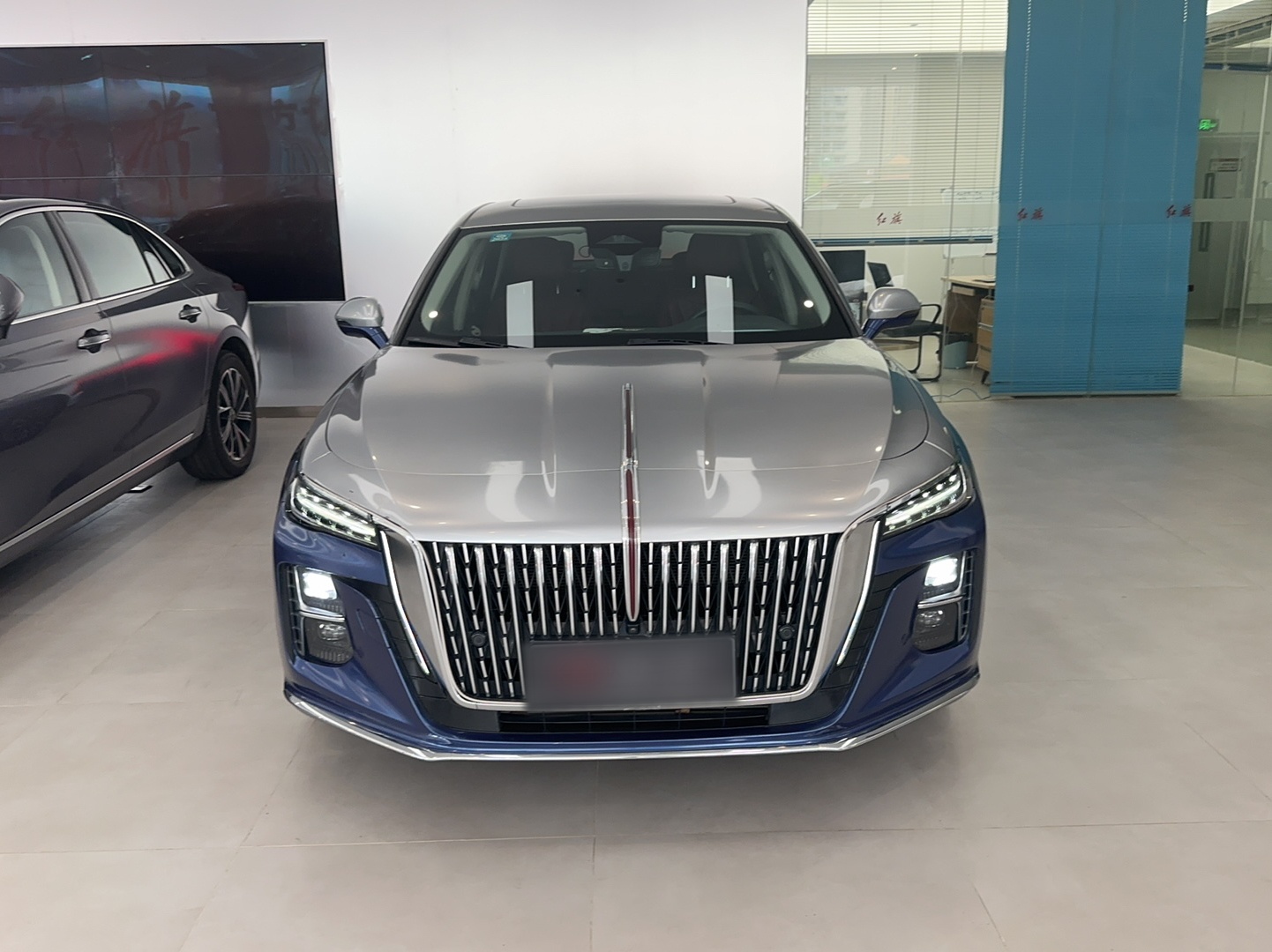 Hongqi H5 2023 2.0T Automatic Smart Connect Flagship Edition - Chinese Trim Chang — снимка 3