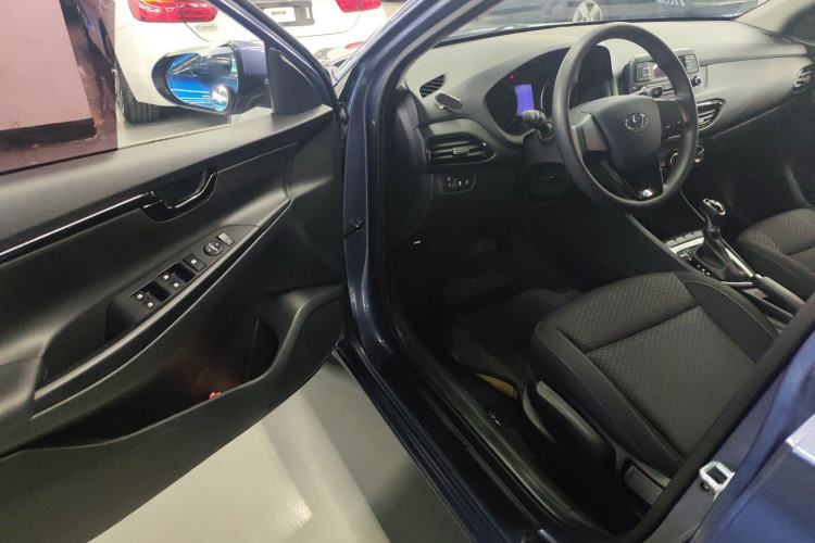 Used Hyundai Celesta 2020 1.6L Automatic GL Enjoyable Edition