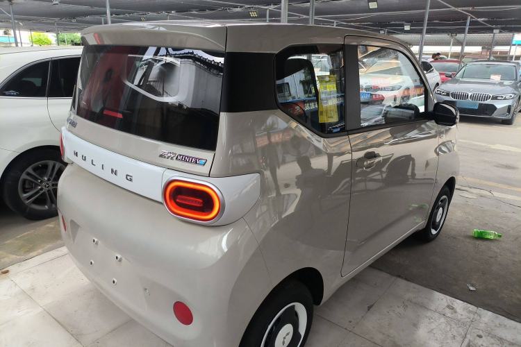 Used Wuling Hongguang MINIEV 2024 3rd Generation 215km Youth Edition