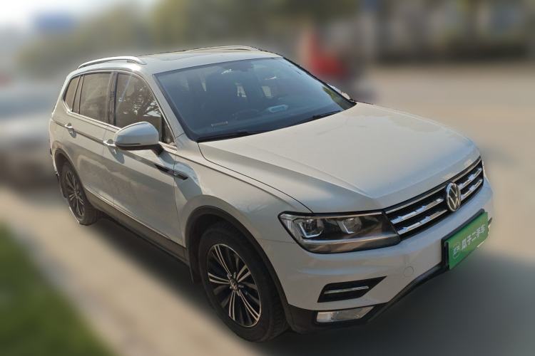 Used Volkswagen Tiguan L 2021 330TSI Automatic Two-Wheel Drive Smart Edition
