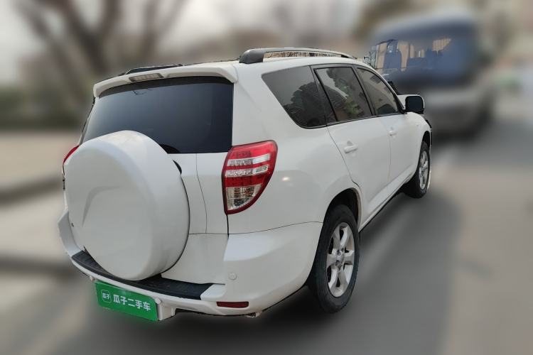 Used Toyota RAV4 2011 2.0L Automatic Luxury Edition
