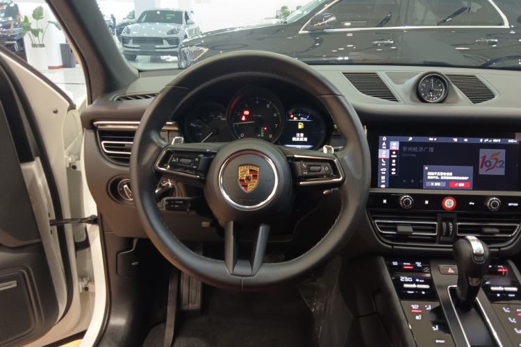 Used Porsche Macan 2023 Macan 2.0T
