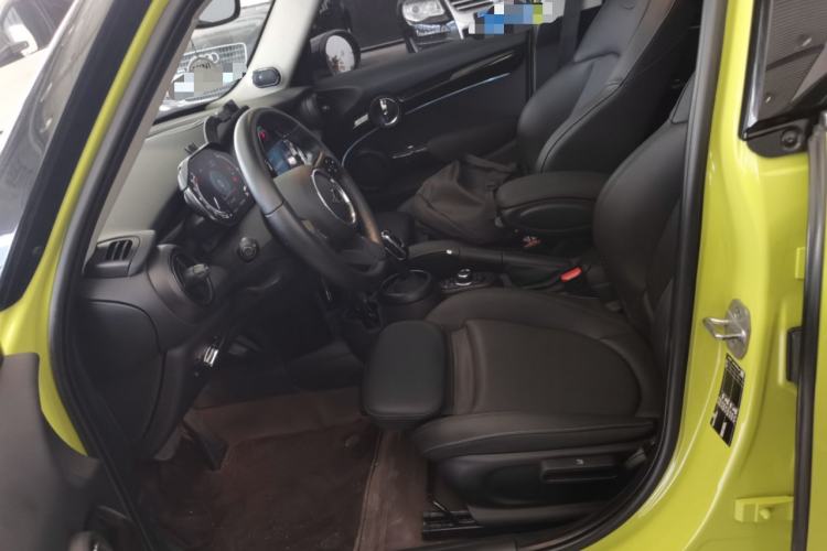 Used MINI 2022 Updated 1.5T COOPER Classic Edition Five-Door Version