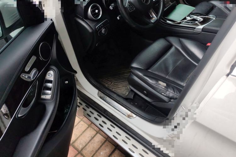 Used Mercedes-Benz GLC 2018 GLC 260 4MATIC Luxury Model Driver Seat