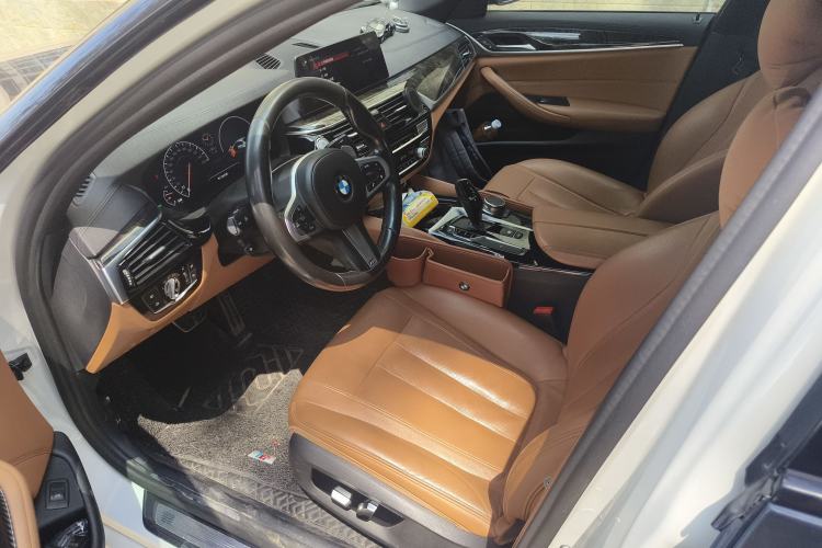 Used BMW 5 Series 2019 530Li Leading Model M Sport Package
