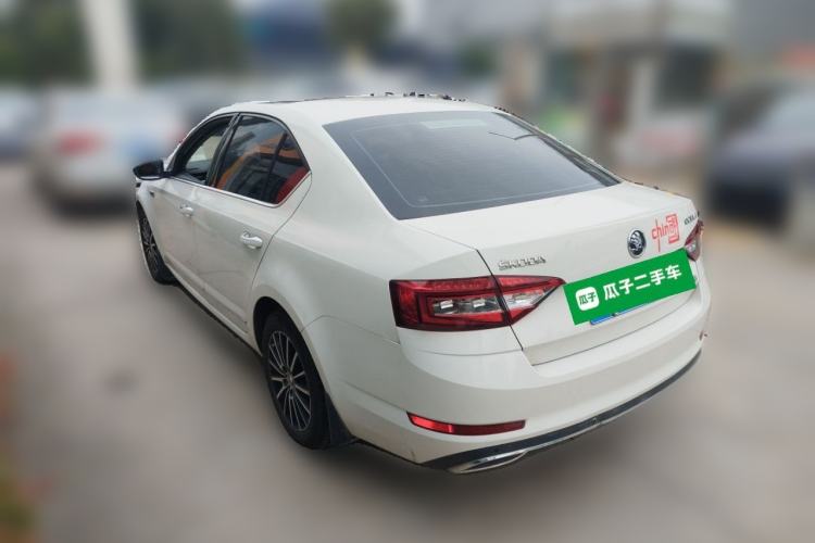 Used Skoda Octavia 2018 1.6L Automatic Luxury Edition