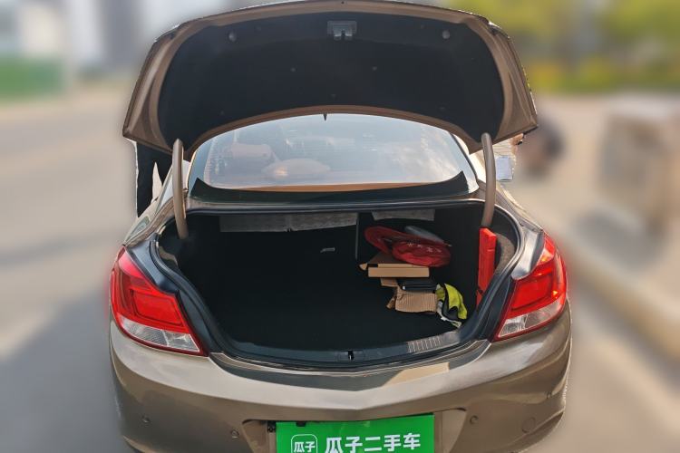 Used Buick Regal 2011 2.0L Comfort Edition Trunk