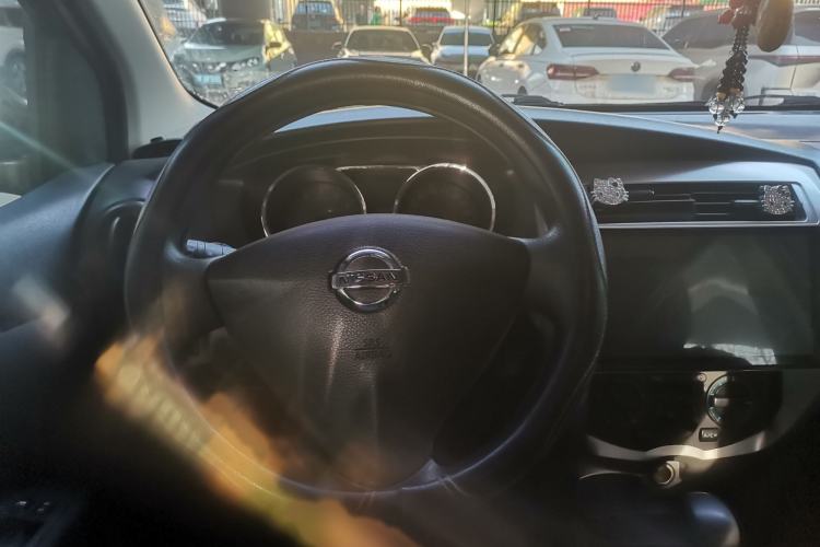 Used Nissan Livina 2015 1.6XE CVT Comfort Edition Steering Wheel
