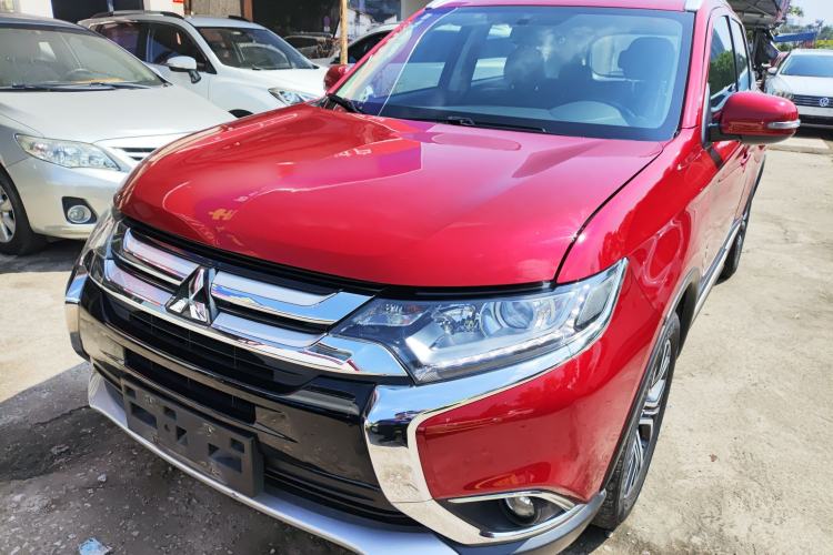 Used Mitsubishi Outlander 2018 2.0L Two-Wheel Drive Glory Edition 5 Seats