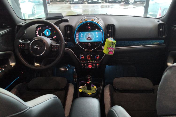 Used MINI JCM COUNTRYMAN 2022 2.0T JOHN COOPER WORKS ALL-IN Center Console