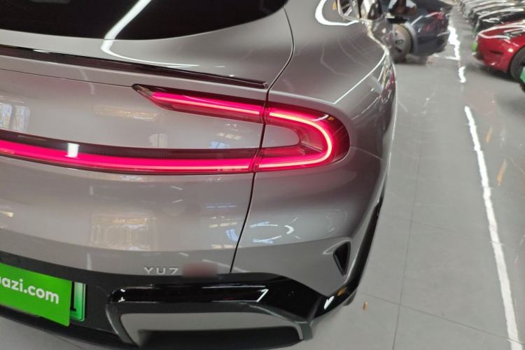 Used Xiaomi Auto YU7 2025 Ultra-Long Range High-Performance All-Wheel-Drive Max Edition

