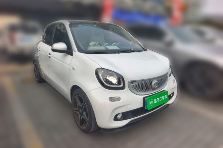 Used smart forfour 2016 0.9T 66 kW Ultimate Edition