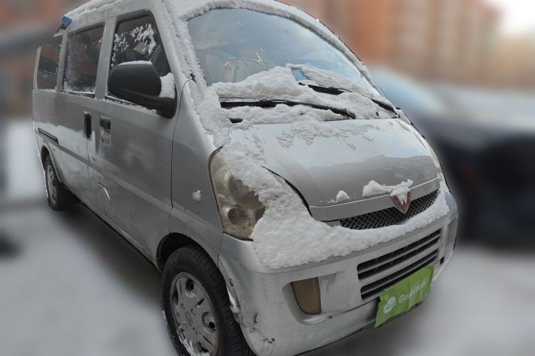 Used Wuling Rongguang 2011 1.2L Base Version

