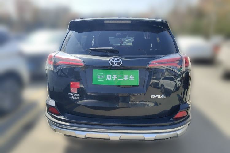 Used Toyota RAV4 2019 2.0L CVT Two-Wheel Drive Fashion X Limited Edition China VI Standard