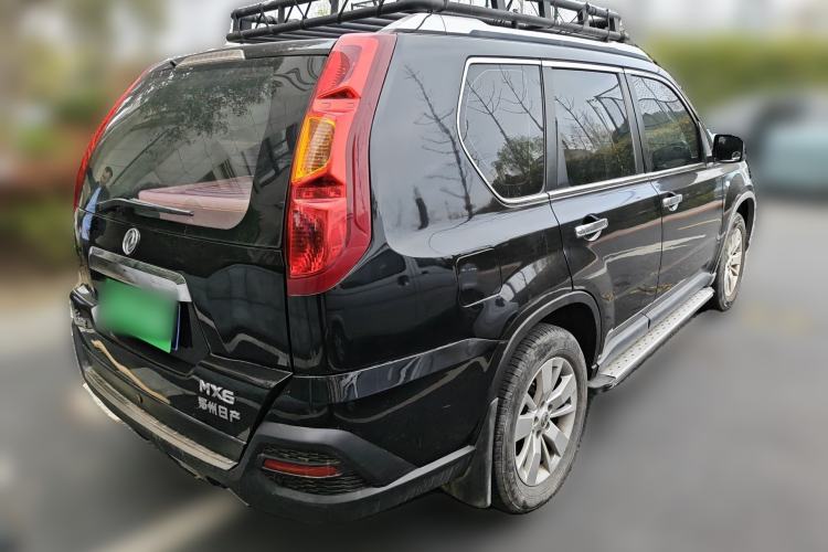 Used Dongfeng Fengdu MX6 2015 2.0L CVT Two-Wheel Drive All-Around Version
