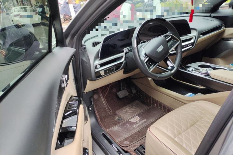 Used Cadillac LYRIQ 2022 Rear-Drive Long-Range Prestige Edition Driver Seat